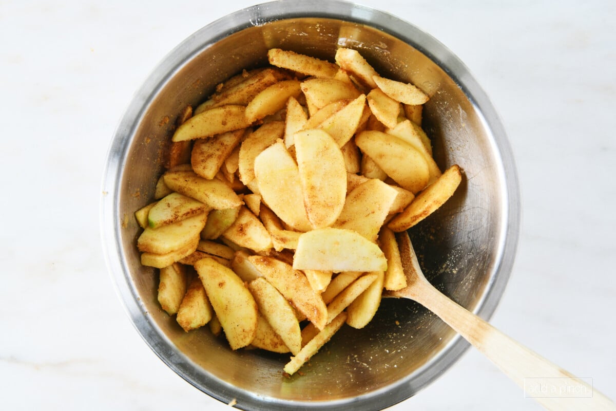 Apple pie filling for homemade apple pie.