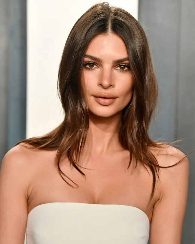 emily ratajkowski egg freezing