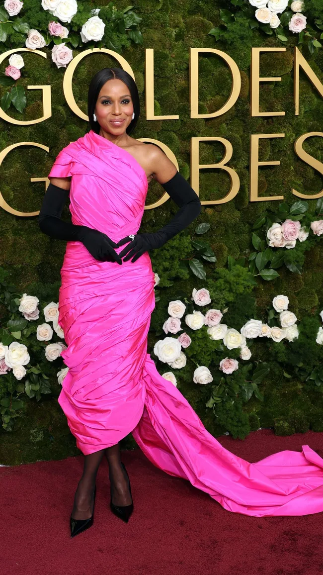 golden globes red carpet 2025 kerry washington wears bright pink dress with black gloves