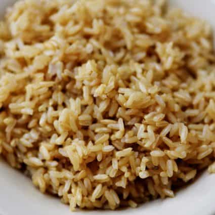 Instant Pot Brown Rice Recipe - This no-fail, easy as can be brown rice recipe is perfect for busy weeknights and easy meal prep! // addapinch.com