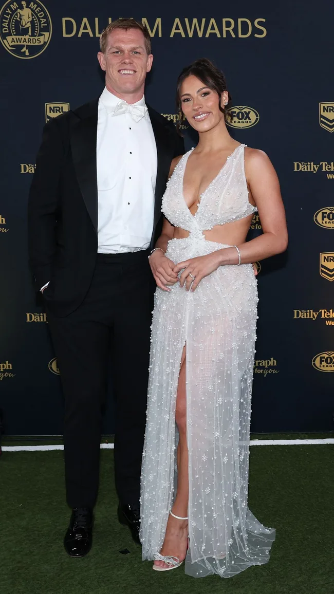 Lindsay Collins of the Roosters and Kaylah Collins dally m red carpet